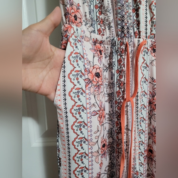 Sleepwear Bundle XS La Vie En Rose - Wide Leg Capri Jumpsuit and Nightie - Picture 9 of 14